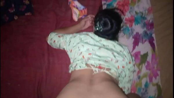 Ciuman Dan Pelukan Panas Buat Desi, Bikin Dia Makin Liar.