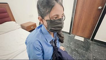 Gadis Sma Desi Panas Di Oyo, Adegan Seks Brutal Dengan Audio Hindi Yang Menggairahkan