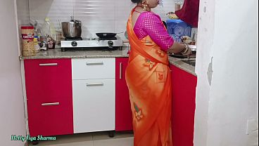 Bokep India Bhabhi Mesum Di Dapur, Digituhin Ganas Pakai Kontol Gede