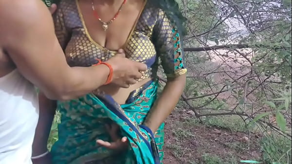Desi Santhali Bhabhi Lagi Ngewe Di Luar, Basah Kuyup