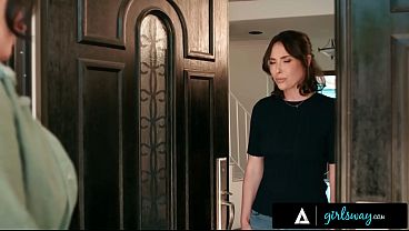 Cewek Montok Sarah Arabic Balik Lagi Sama Mantan Komandan Casey Calvert, Ngegas Bareng Di Ranjang.