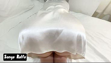 Gadis Arab Berbokong Besar Menggoda Ayah Tirinya