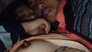 Desi Lover Gigit Puting, Video Seks Jio Panas Banget
