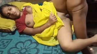 Gadis Desa Nge-fuck Keponakan Sendiri, Nikmatin Chuda Chudi Bangla.