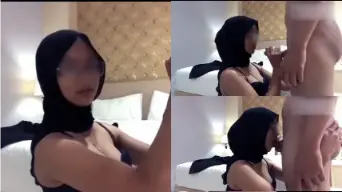 Nisa Mahasiswi Berjilbab, Bagian 1: Mulus Dan Menggoda