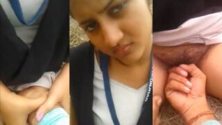 Video Coli Mahasiswi Hot Di Luar, Jari Ngegoyangin Memek Basah