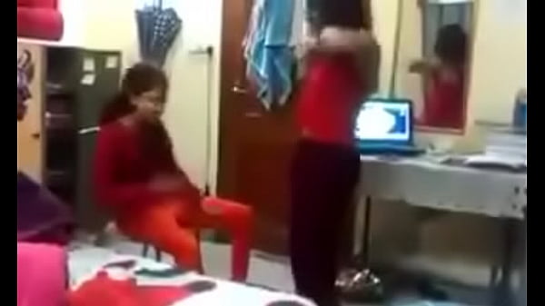 Bercanda Di Asrama Sambil Mainin Kontol, Lucu Banget