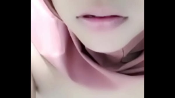 Memekku Gatel Banget, Pengen Digocok Keras Sampe Muncrat.