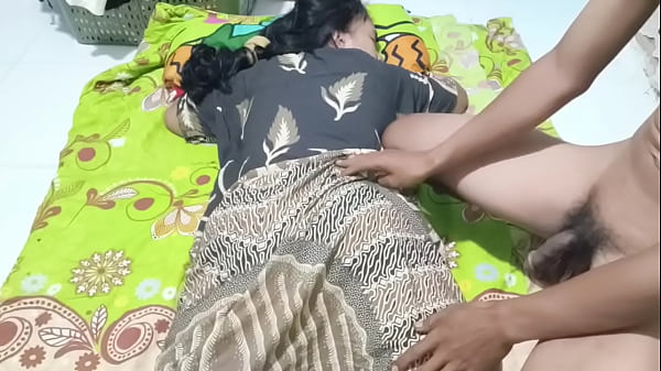 Ngentot Bu Ratna, Istri Sepi Yang Butuh Kepuasan.
