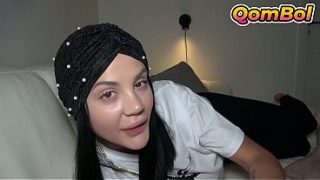 Ngentot Ngenyangin Abang Gue Bareng Mbak Tiriku Elnaz Berjilbab Turki