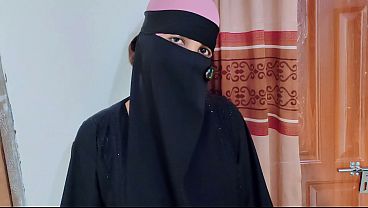 Jasmine Si Hijabi Pelacur Digebuk Habis-habisan Sama Orang Asing