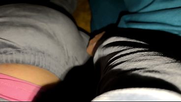 Ngentotin Istri Orang, Kontol Tegang Tembus Memek Basah, Selingkuh Panas Bikin Crot