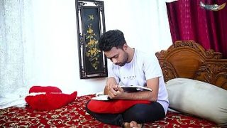 Ibu Tiri Montok Seksi Disetubuhi Habis-habisan Sama Anak Tiri Saat Mereka Berdua Di Rumah Sendirian, Film Penuh Dengan Suara Hindi Yang Bikin Makin Panas.