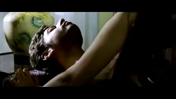 Adegan Panas Dan Seksi Di Film Hindi Yang Bikin Makin Greget.
