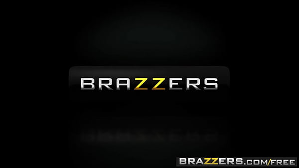 Brazzers Exxtra – Casey Calvert – Kontol Hantu Solid Bikin Tembok Getar