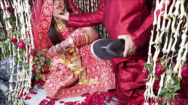 Malam Pertama Pernikahan India, Sangek Banget, Crot-crotan Di Ranjang Pengantin.