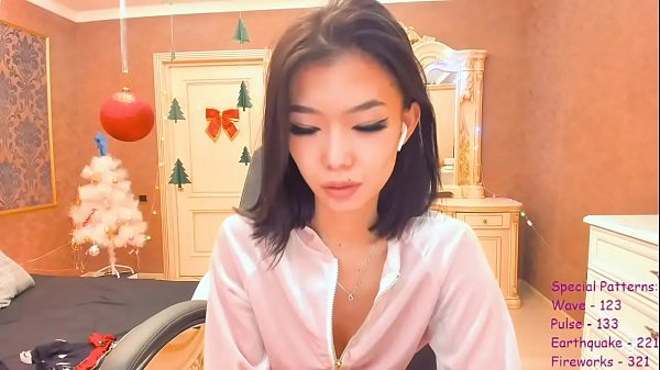 Apa Yang Akan Kau Lakukan Dengan Para Budak Cina-ku Yang Seksi Dan Siap Melayani?