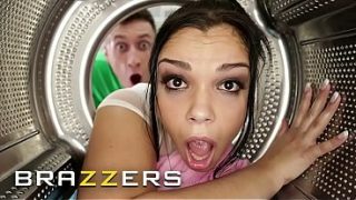 Brazzers – Adek Macem Macet Parah, Akhirnya Gebetan Ngewe Sampai Mampus Di Kompilasi Bintang Bokep Terseksi