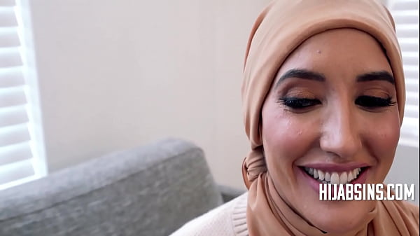 Ngehancurin Tembok Budaya, Satu Entotan Yang Bikin Makin Intim.
