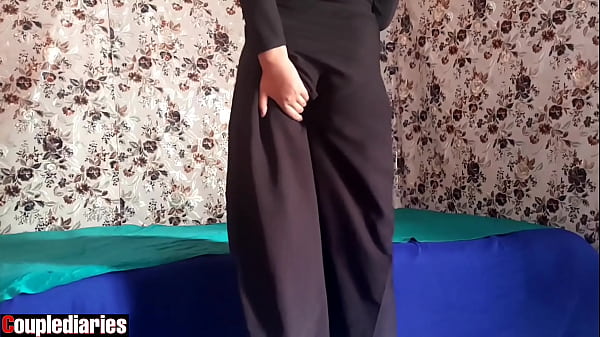 Istri Berhijab Arab Lagi Horny Banget, Langsung Manggil Selingkuhannya Buat Main.