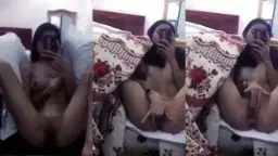 Abg Colmek Di Depan Kaca, Makin Greget