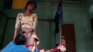 Adik Ceweknya Digaruk Abang Bejat, Ngewe Cepet Di Kamar.