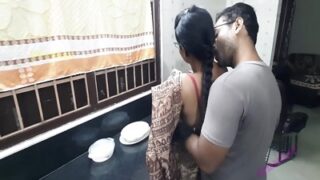 Devar Bhabhi Ngentot Di Dapur, Video Panas Bikin Makin Greget.