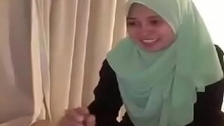 Hijab Dicopot, Dosen Digebukin, Cewek Pakistan Ngentot Sama Profesor.