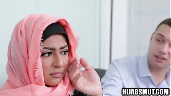Gadis Jilbab Terpaksa Digarap Bule Amerika.