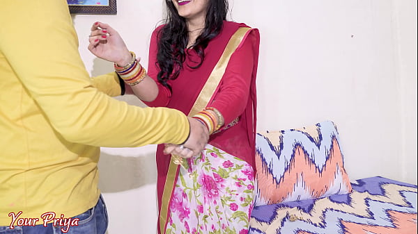 Desi Bhabhi Digebek Brutal Di Lubang Belakang Abis Ngeblowjob Dalem. Video Sex Hindi Panas.