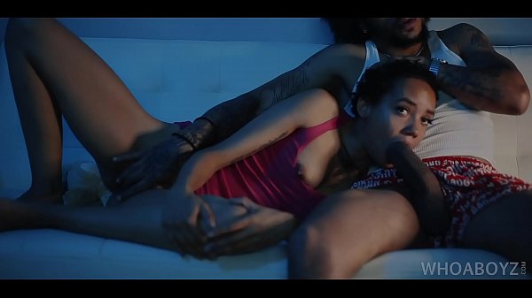 Anak Tiri Digauli Bapak Sampe Nyepong Pas Tidur