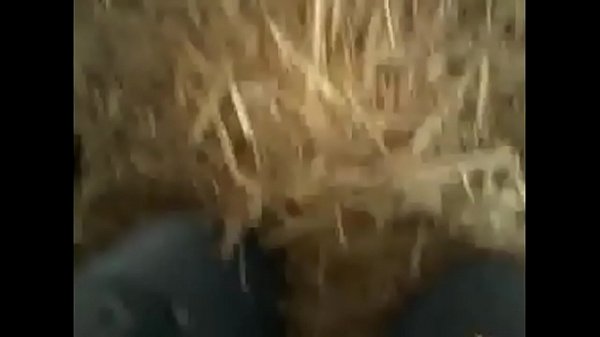 Sandra Zemanova Pamer Tubuh Seksi Pakai Baju Arab Yang Bikin Ngilu.