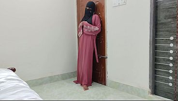 Bokep Hijab Lugu Pertama Kali Digebrak Brutal Sama Cowoknya