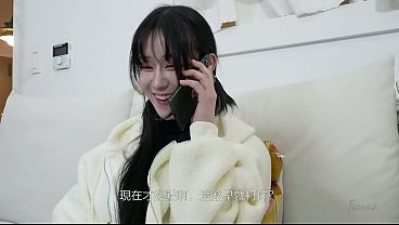 Korea – Cewek Lajang Yang Jebak Tukang Service Di Antara Pahanya Yang Menggoda