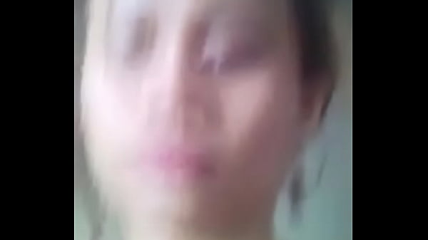 Cewek India Lagi Ngewe Mulut, Bibir Merah Nempel Mulus