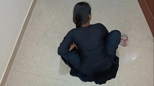 Cewek Pembantu India Desi Lagi Digenjot Sama Majikan, Suara Hindi Jelas, Memek Basah Kencang.