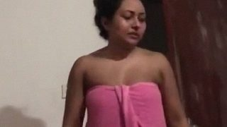 Desi Udari Telanjang, Kumpulan Video Mms Panas Dan Erotis