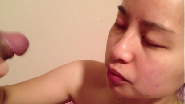 Ibu Asia Montok Ngehisap Kontol Sambil Ngentot Memek Basah Kuyup