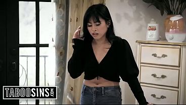 Satu Pelacur Asia Sendirian Butuh Kontol Buat Ngehamilin Dia.