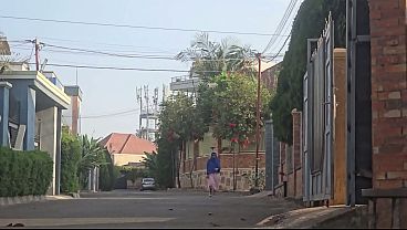 Ibu Arab Colmek Di Pinggir Jalan Depan Rumah Bikin Malu Tapi Nikmat