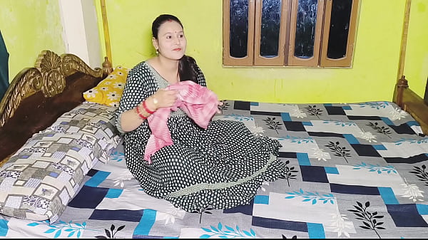 Desi Emak-emak Sange Ngewe Sama Anak Tiri, Full Energi Sampe Muncrat.