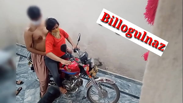 Hot Xxx Dicolek Temen Di Atas Motor, Suara Hindi Bikin Makin Panas